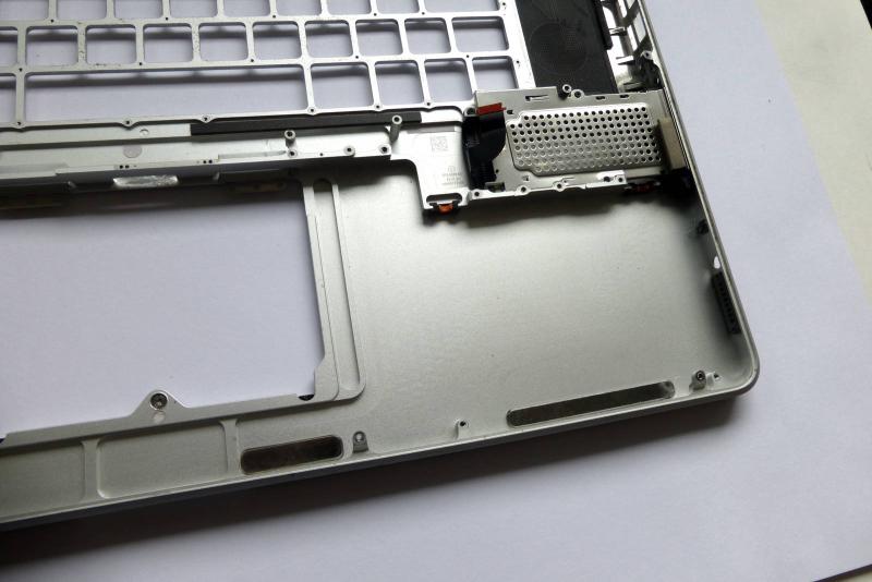Original 613-8590-02 D661-5473 613-8937-B MacBook Pro 17 inch A1297 2010 2011 TopCase empty sparepart additional detail