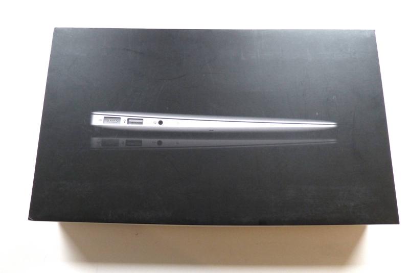 Originalverpackung Apple MacBook Air 11 Zoll A1370 Ersatzteil Hauptansicht