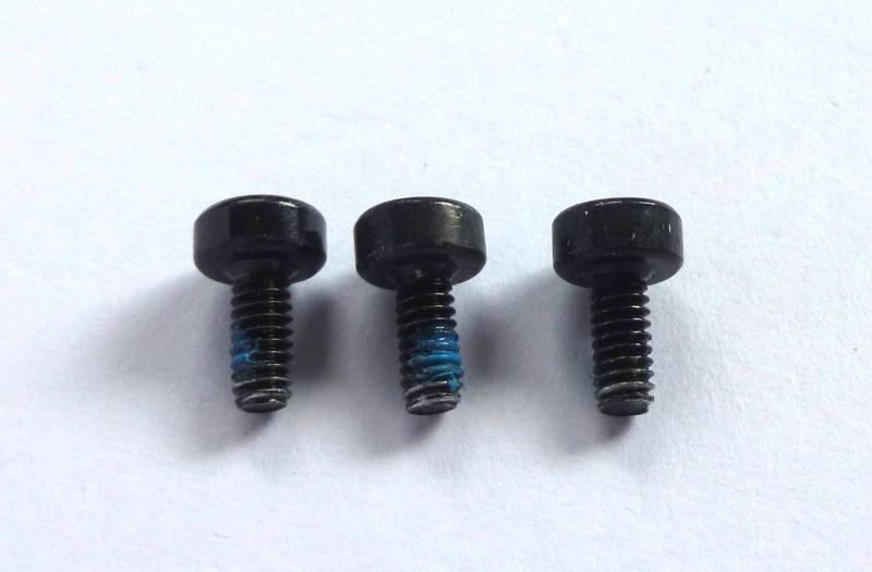 Battery Screws Original Apple MacBook 17 inch A1297 2009 2010 2011 sparepart main image