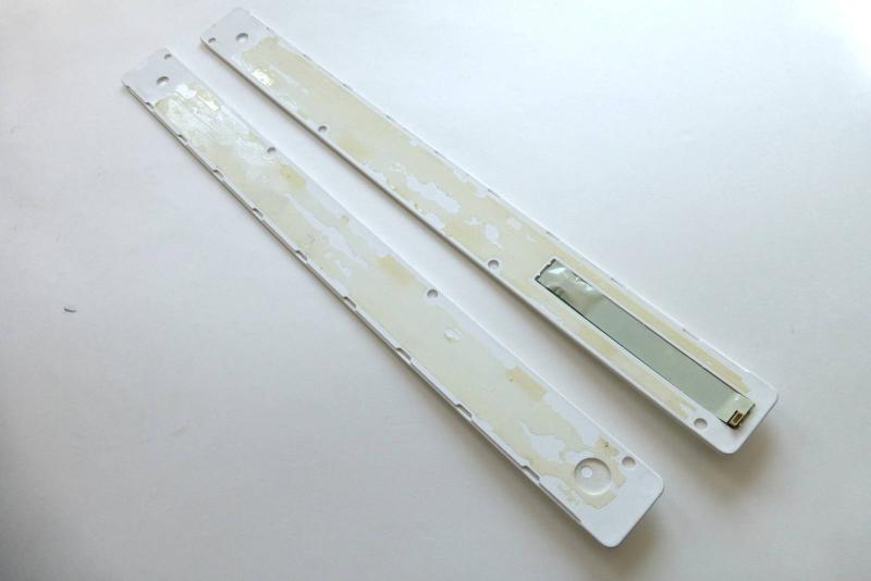 Side panels with control buttons Original Cinema Display HD DVI 30 inch A1083 sparepart detail image one