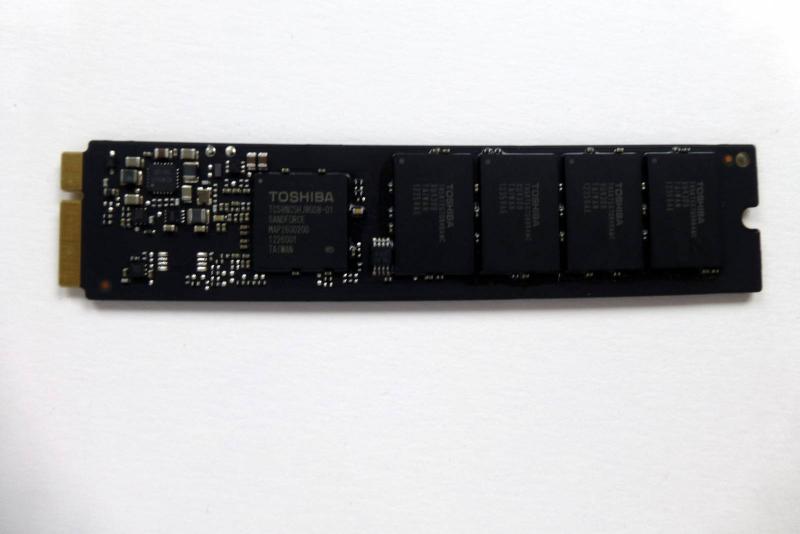 SSD 64 GB MacBook Air 11 Zoll 13 Zoll A1466 A1465 Mid 2012 Original Ersatzteil zweite Ansicht