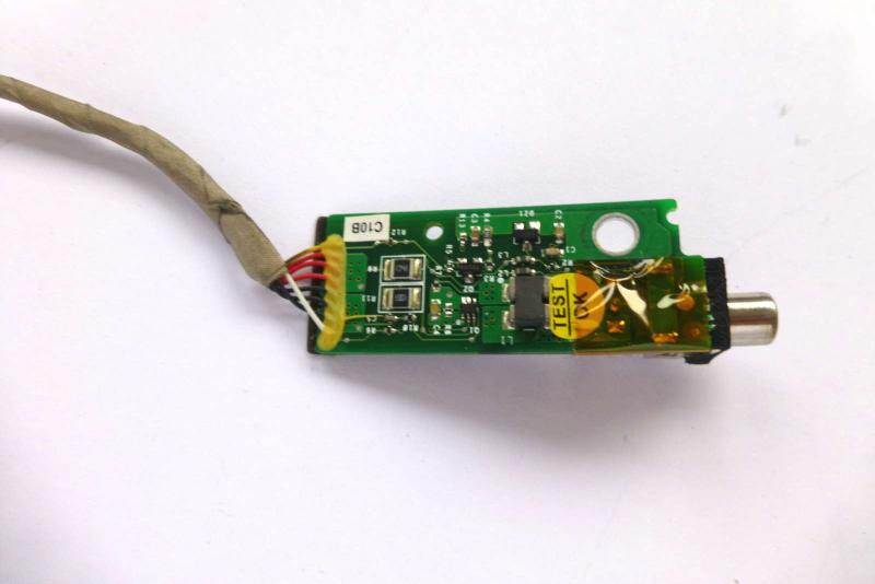 Strombuchse 820-1754-A 922-6912 iBook 14 Zoll A1055 A1134 Power Button Original Ersatzteil Detailbild eins