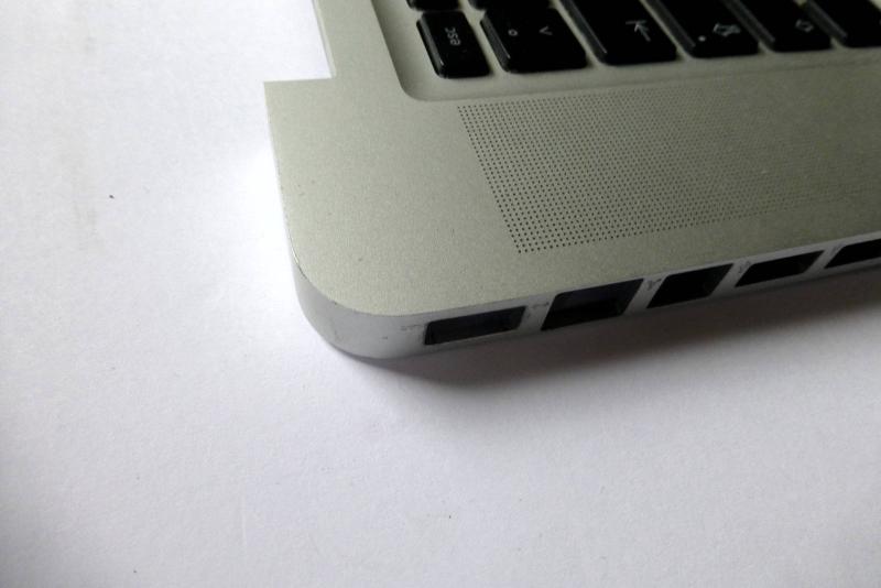 TopCase 661-4948 with german Keyboard MacBook Pro 15 inch A1286 late 2008 early 2009 Original sparepart second detail