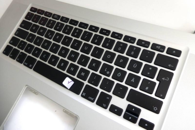 TopCase Keyboard D D661-5041 805-9440-42 MacBook Pro 17 inch A1297 2009 Original sparepart second sight