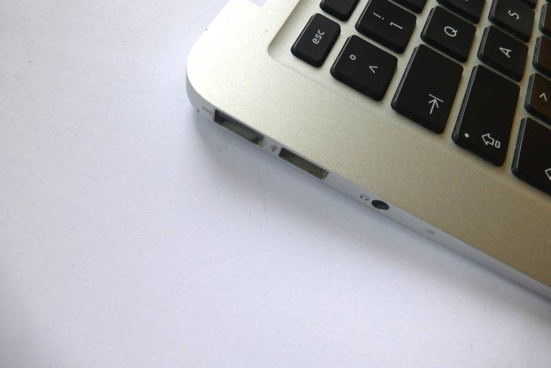 TopCase Keyboard german 661-6059 SET MacBook Air 13 inch A1369 2011 sparepart second detail