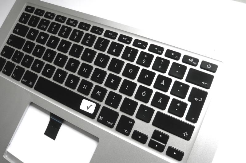 TopCase Tastatur schwedisch MacBook Air 13 Zoll A1466 2012 Ersatzteil zweite Ansicht