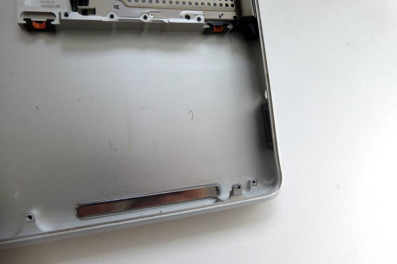TopCase Keyboard D D661-5041 805-9440-42 MacBook Pro 17 inch A1297 2009 Original sparepart additional detail
