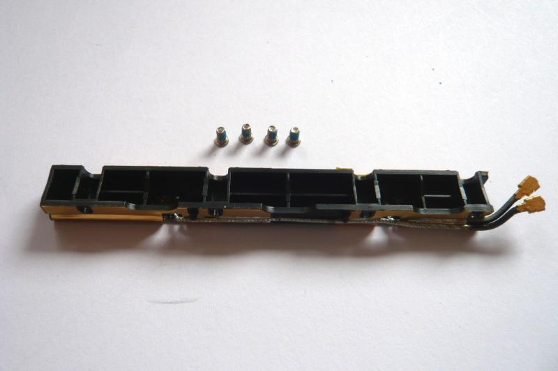 WLan Antenna 631-0890-B MacBook Pro 17 inch A1297 2009 Original sparepart second sight